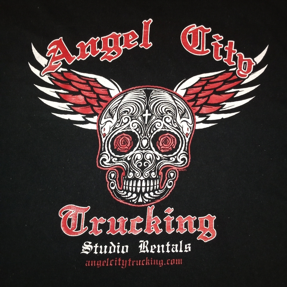 Angel City Trucking Black Skull Graphic Tee Men's XXL